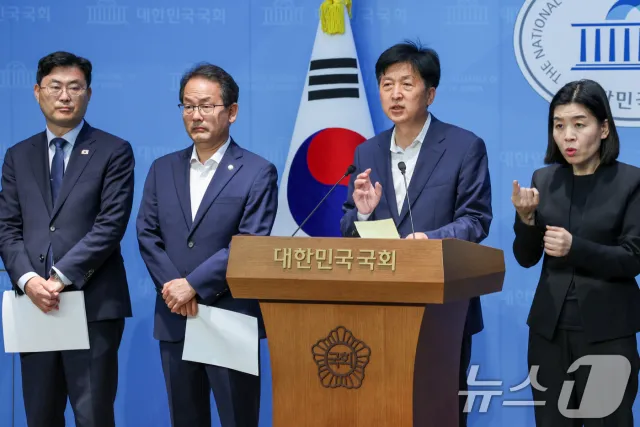 10곳 중 1곳 중도 사퇴…상법 개정 추진에 커지는 ‘사외이사 기근’ 우려[안현덕의 LawStory]