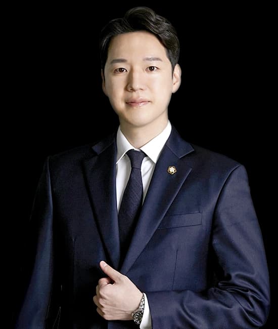 유승진변호사님